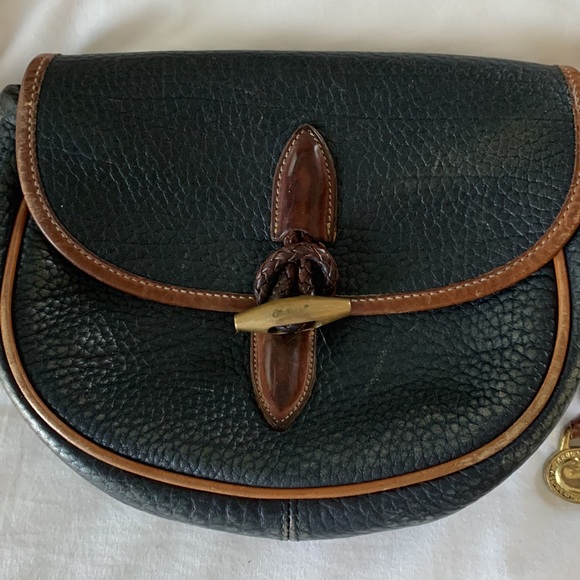 Vintage Dooney & Bourke Crossbody Purse with Toggle Closure RARE - Picture 3 of 17